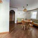Casa Canazei, 2-5 Pers 122 Apartment *